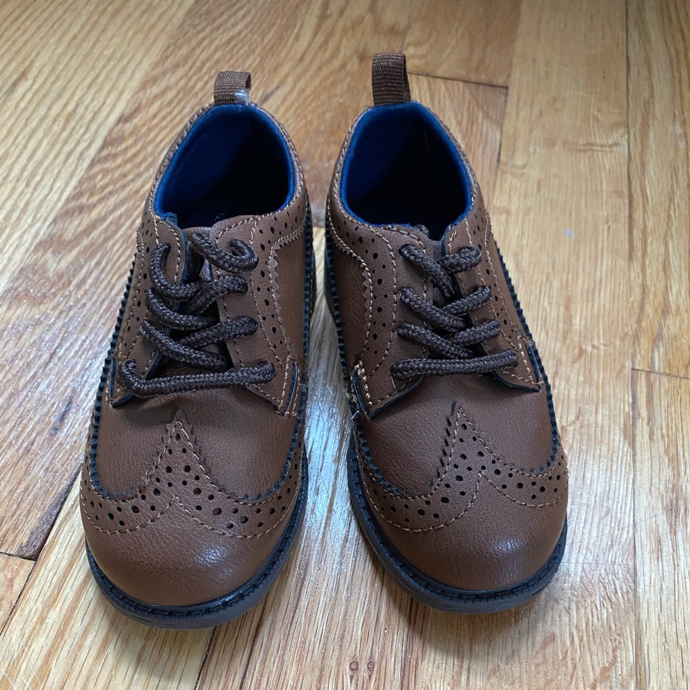 Carters toddlers shoes never worn